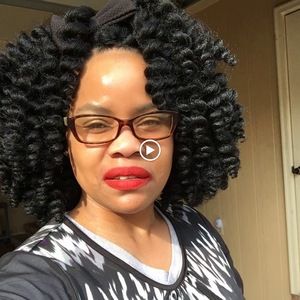 Meet your Posher, Bobbie